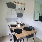 Апартаменти Valere Mountain Лейкербад