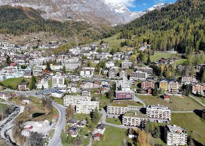 Valere Mountain لوكباد