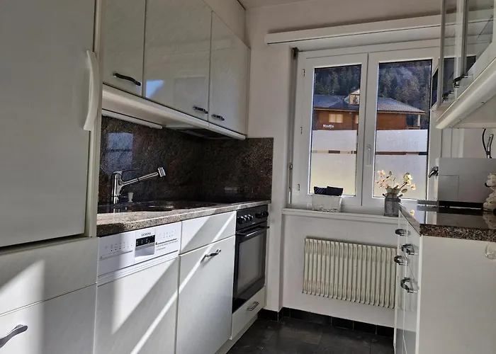 Valere Mountain لوكباد